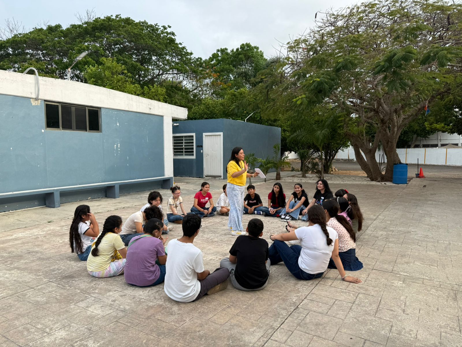 Momento de convivencia en catequesis